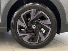 VOLKSWAGEN NIVUS 1.0 TSI HIGHLINE 2025/2026 ÓTIMA CAR FLORES DA CUNHA / Carros no Vale