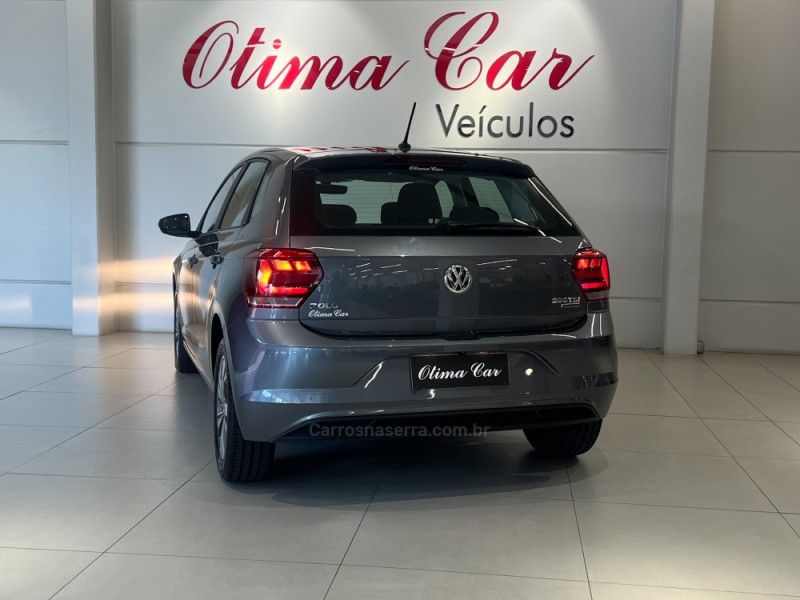 VOLKSWAGEN POLO 1.0 200 TSI COMFORTLINE 2019/2020 ÓTIMA CAR FLORES DA CUNHA / Carros no Vale