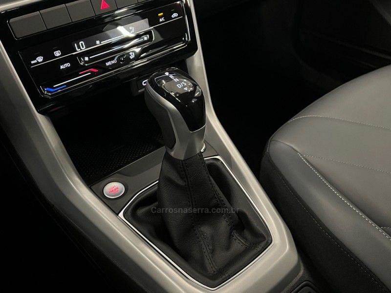 VOLKSWAGEN T-CROSS 1.0 COMFORTLINE TSI 2025/2026 ÓTIMA CAR FLORES DA CUNHA / Carros no Vale