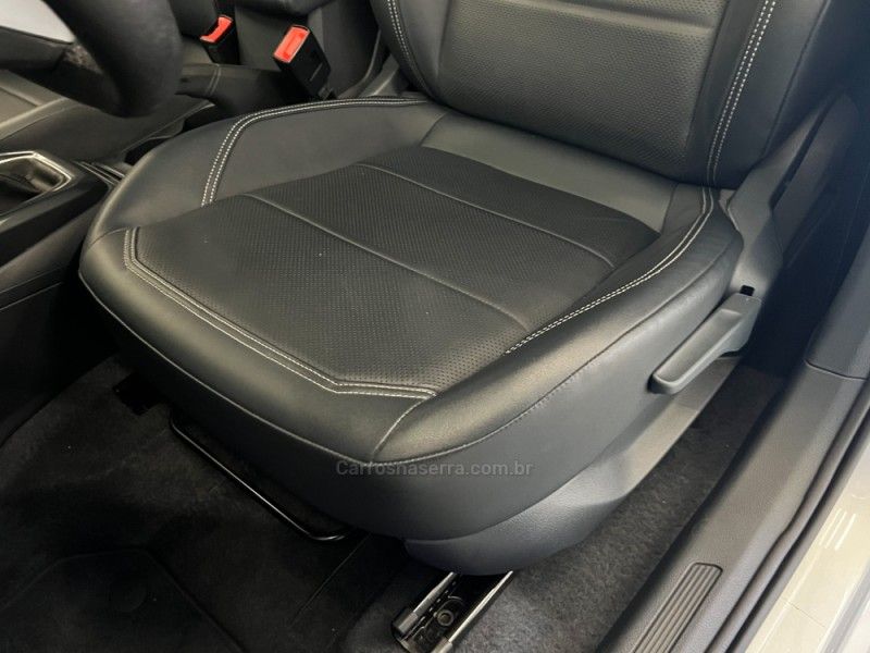 VOLKSWAGEN T-CROSS 1.4 HIGHLINE TSI 16V 2024/2024 ÓTIMA CAR FLORES DA CUNHA / Carros no Vale