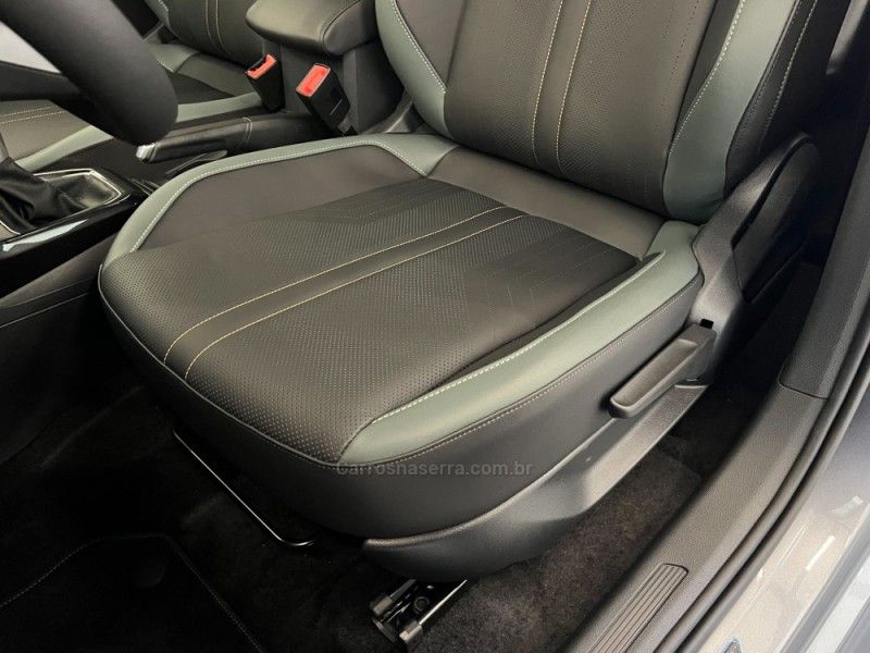 VOLKSWAGEN T-CROSS 1.4 TSI EXTREME 16V 2025/2026 ÓTIMA CAR FLORES DA CUNHA / Carros no Vale