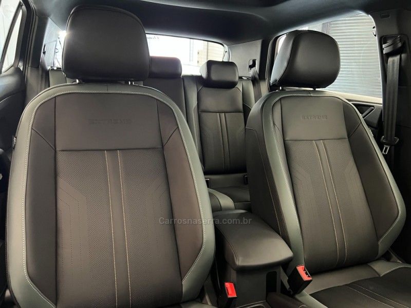 VOLKSWAGEN T-CROSS 1.4 TSI EXTREME 16V 2025/2026 ÓTIMA CAR FLORES DA CUNHA / Carros no Vale
