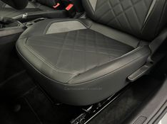 VOLKSWAGEN VIRTUS 1.4 250 TSI 16V EXCLUSIVE 2025/2026 ÓTIMA CAR FLORES DA CUNHA / Carros no Vale