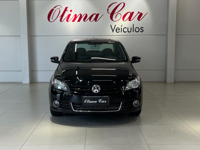 VOLKSWAGEN VOYAGE 1.6 MI COMFORTLINE 8V 2012/2013 ÓTIMA CAR FLORES DA CUNHA / Carros no Vale