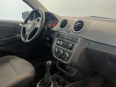 VOLKSWAGEN VOYAGE 1.6 MI COMFORTLINE 8V 2012/2013 ÓTIMA CAR FLORES DA CUNHA / Carros no Vale