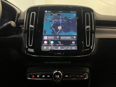 VOLVO EC40 BLACK EDITION ULTRA P8 ELÉTRICO 2025/2026 ÓTIMA CAR FLORES DA CUNHA / Carros no Vale