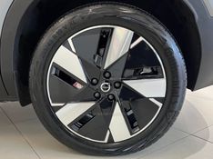 VOLVO EC40 PLUS P6 ELÉTRICO 2025/2026 ÓTIMA CAR FLORES DA CUNHA / Carros no Vale