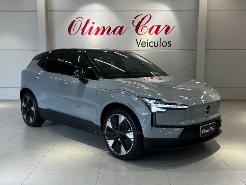 VOLVO EX30 ULTRA EXTENDED RANGE 2024/2024 ÓTIMA CAR FLORES DA CUNHA / Carros no Vale