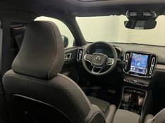 VOLVO EX40 PLUS P6 ELÉTRICO 2026/2026 ÓTIMA CAR FLORES DA CUNHA / Carros no Vale