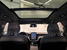 VOLVO XC60 2.0 T8 ULTRA DARK AWD HÍBRIDO 2025/2026 ÓTIMA CAR FLORES DA CUNHA / Carros no Vale