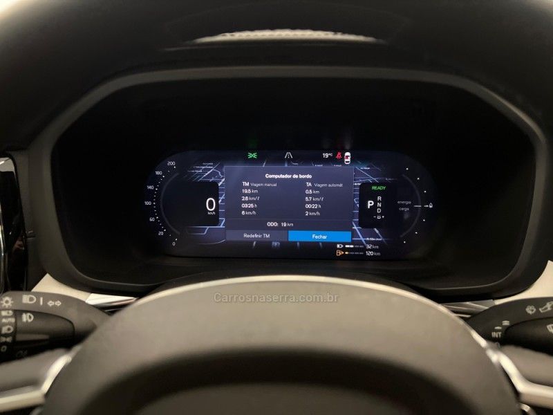 VOLVO XC60 2.0 T8 ULTRA DARK AWD HÍBRIDO 2025/2026 ÓTIMA CAR FLORES DA CUNHA / Carros no Vale