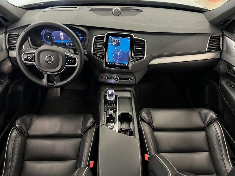VOLVO XC90 2.0 T8 RECHARGE ULTRA DARK AWD HÍBRIDO 2023/2024 ÓTIMA CAR FLORES DA CUNHA / Carros no Vale
