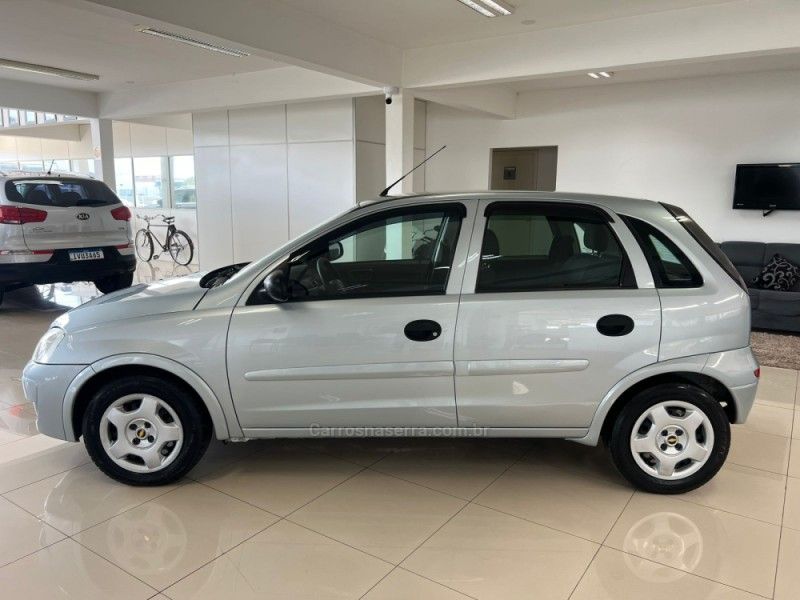 CHEVROLET CORSA 1.4 MPFI MAXX 8V 2010/2010 CIMIRRO AUTOMÓVEIS TAQUARA / Carros no Vale CHEVROLET CORSA 1.4 MPFI MAXX 8V 2010/2010 CIMIRRO AUTOMÓVEIS TAQUARA / Carros no Vale