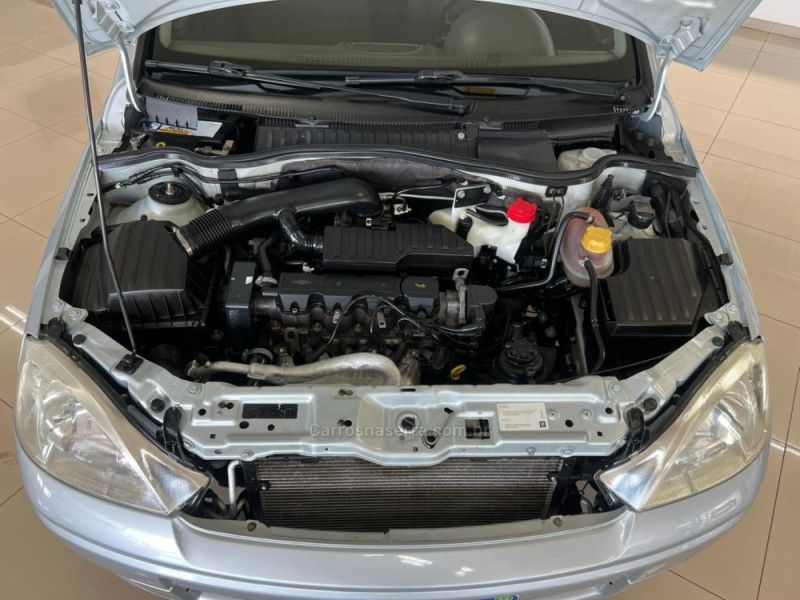 CHEVROLET CORSA 1.4 MPFI MAXX 8V 2010/2010 CIMIRRO AUTOMÓVEIS TAQUARA / Carros no Vale CHEVROLET CORSA 1.4 MPFI MAXX 8V 2010/2010 CIMIRRO AUTOMÓVEIS TAQUARA / Carros no Vale