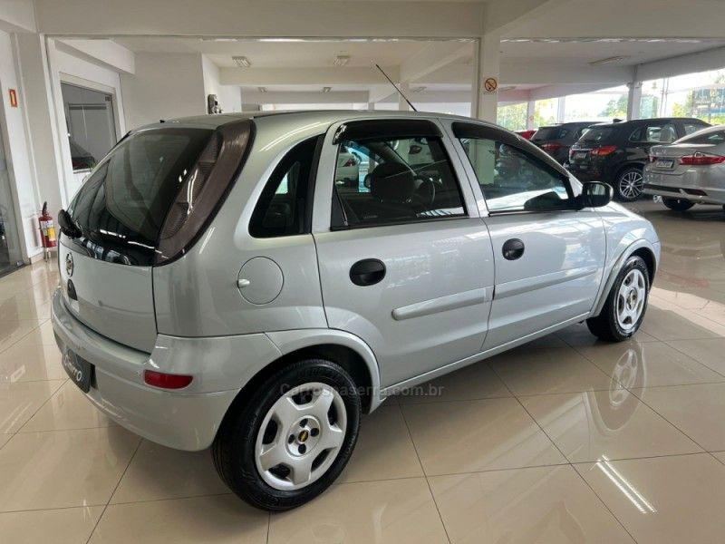 CHEVROLET CORSA 1.4 MPFI MAXX 8V 2010/2010 CIMIRRO AUTOMÓVEIS TAQUARA / Carros no Vale CHEVROLET CORSA 1.4 MPFI MAXX 8V 2010/2010 CIMIRRO AUTOMÓVEIS TAQUARA / Carros no Vale