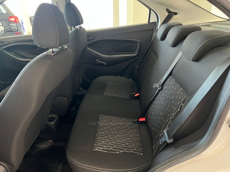 FORD KA 1.0 SE 12V 2019/2019 CIMIRRO AUTOMÓVEIS TAQUARA / Carros no Vale