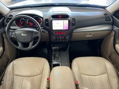 KIA SORENTO 2.4 EX2 4X2 16V 2014/2015 CIMIRRO AUTOMÓVEIS TAQUARA / Carros no Vale