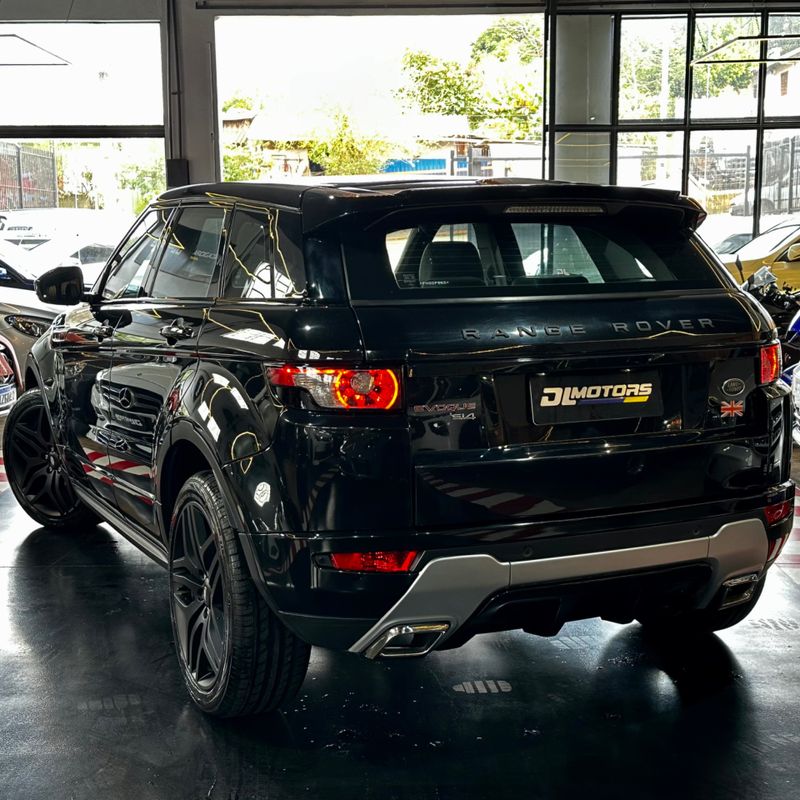 Land Rover Range R Evoque Si4 Se 2.0 2014/2015 DL MOTORS LAJEADO / Carros no Vale