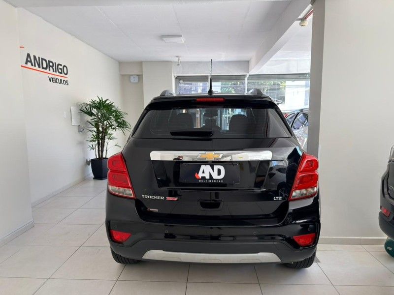 CHEVROLET TRACKER 1.4 16V TURBO LTZ 2017/2017 ANDRIGO VEÍCULOS CAXIAS DO SUL / Carros no Vale