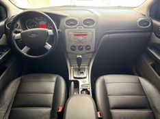 FORD FOCUS 2.0 GLX 16V 2012/2013 ANDRIGO VEÍCULOS CAXIAS DO SUL / Carros no Vale