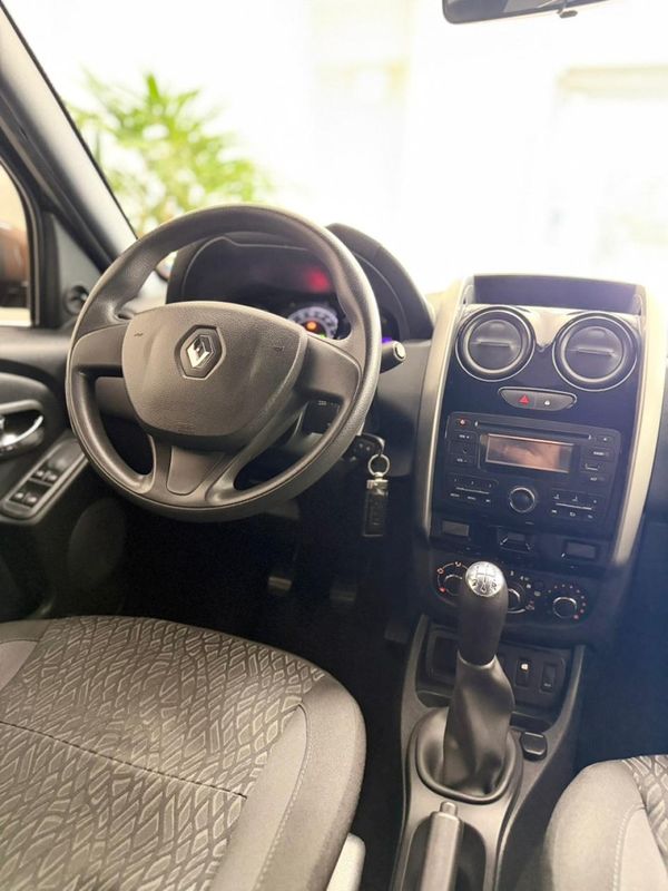 RENAULT DUSTER 1.6 EXPRESSION 4X2 16V 2016/2017 ANDRIGO VEÍCULOS CAXIAS DO SUL / Carros no Vale