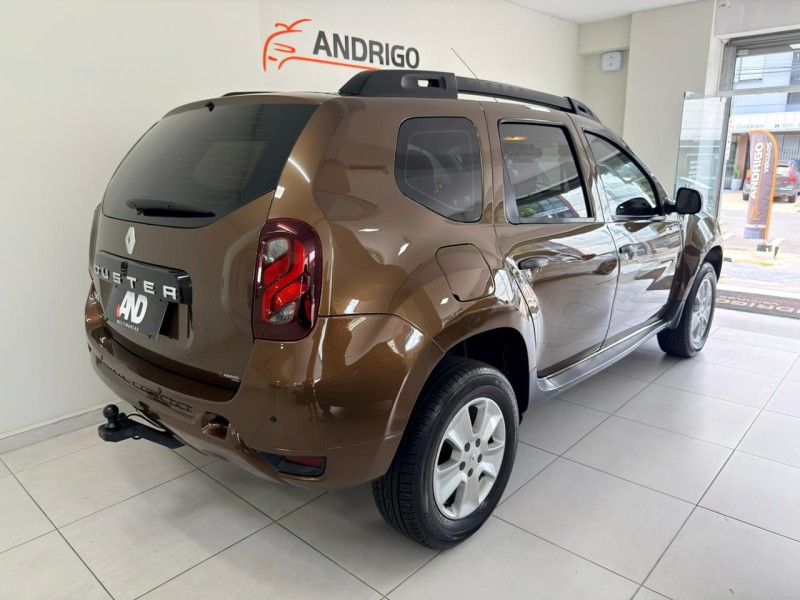RENAULT DUSTER 1.6 EXPRESSION 4X2 16V 2016/2017 ANDRIGO VEÍCULOS CAXIAS DO SUL / Carros no Vale