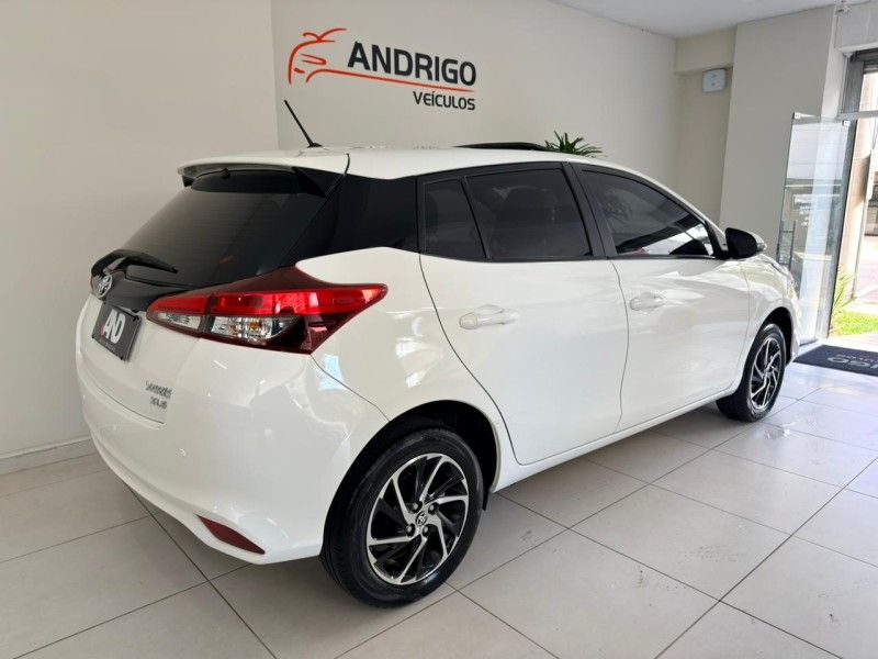 TOYOTA YARIS 1.5 XLS 2023/2024 ANDRIGO VEÍCULOS CAXIAS DO SUL / Carros no Vale