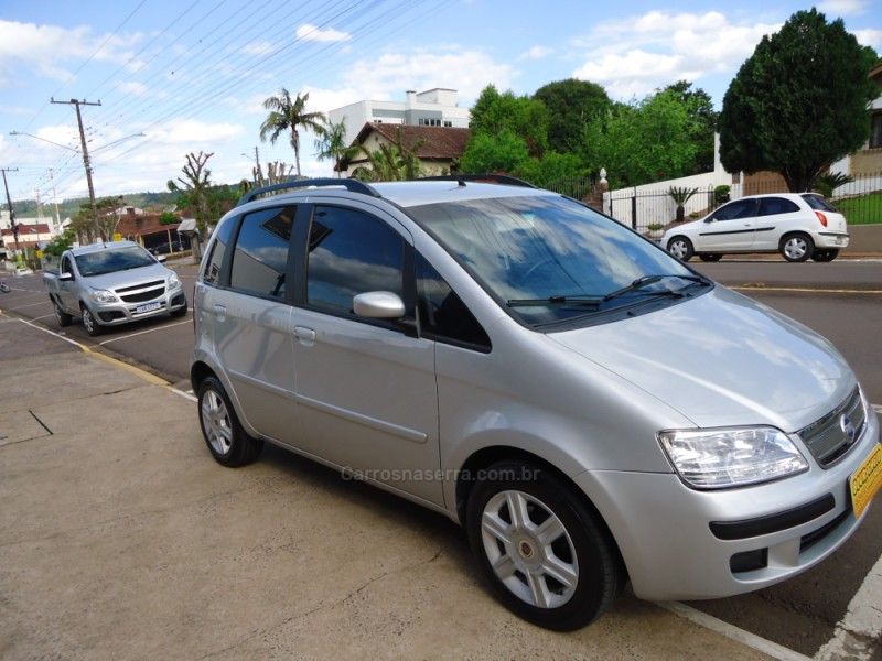 FIAT IDEA 1.4 MPI FIRE ELX 8V 2008/2008 BOURSCHEID CARROS E MOTOS SANTA CLARA DO SUL / Carros no Vale