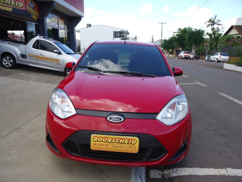 FORD FIESTA 1.0 MPI CLASS 8V 2014/2014 BOURSCHEID CARROS E MOTOS SANTA CLARA DO SUL / Carros no Vale