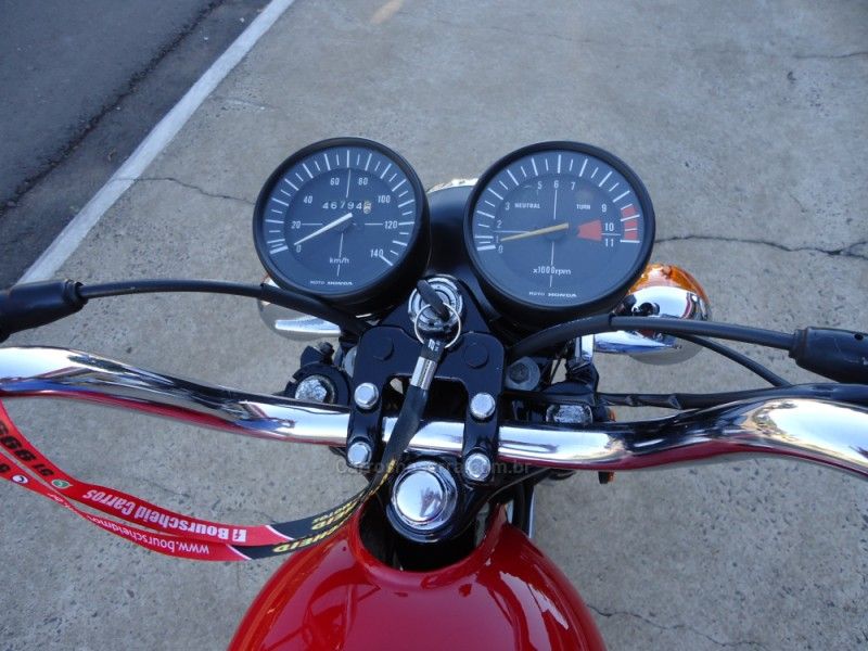 Honda Motos CG 125 TITAN 1981/1981 BOURSCHEID CARROS E MOTOS SANTA CLARA DO SUL / Carros no Vale