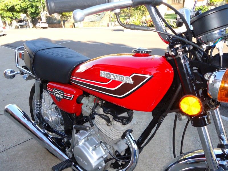 Honda Motos CG 125 TITAN 1981/1981 BOURSCHEID CARROS E MOTOS SANTA CLARA DO SUL / Carros no Vale