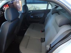 VOLKSWAGEN VOYAGE 1.0 MI TRENDLINE 8V 2012/2012 BOURSCHEID CARROS E MOTOS SANTA CLARA DO SUL / Carros no Vale