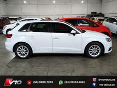 AUDI A3 1.4 TFSI SPORTBACK 16V S-TRONIC 2015/2016 V10 VEÍCULOS CAXIAS DO SUL / Carros no Vale