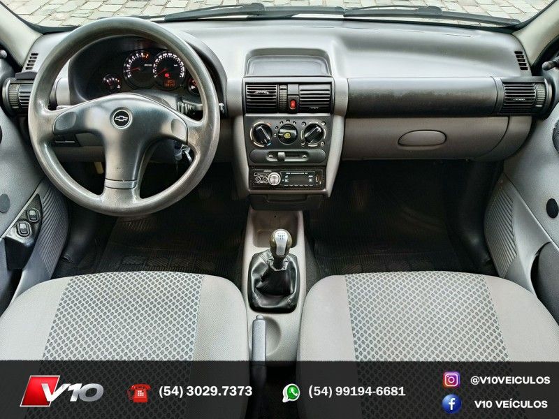 CHEVROLET CLASSIC 1.0 MPFI LIFE 8V 2009/2010 V10 VEÍCULOS CAXIAS DO SUL / Carros no Vale