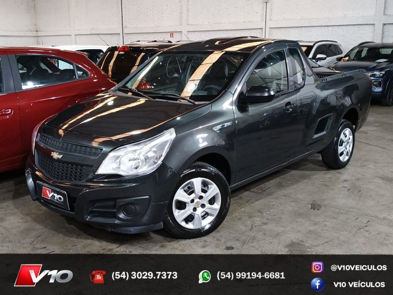 CHEVROLET MONTANA 1.4 MPFI LS CS 8V 2016/2017 V10 VEÍCULOS CAXIAS DO SUL / Carros no Vale