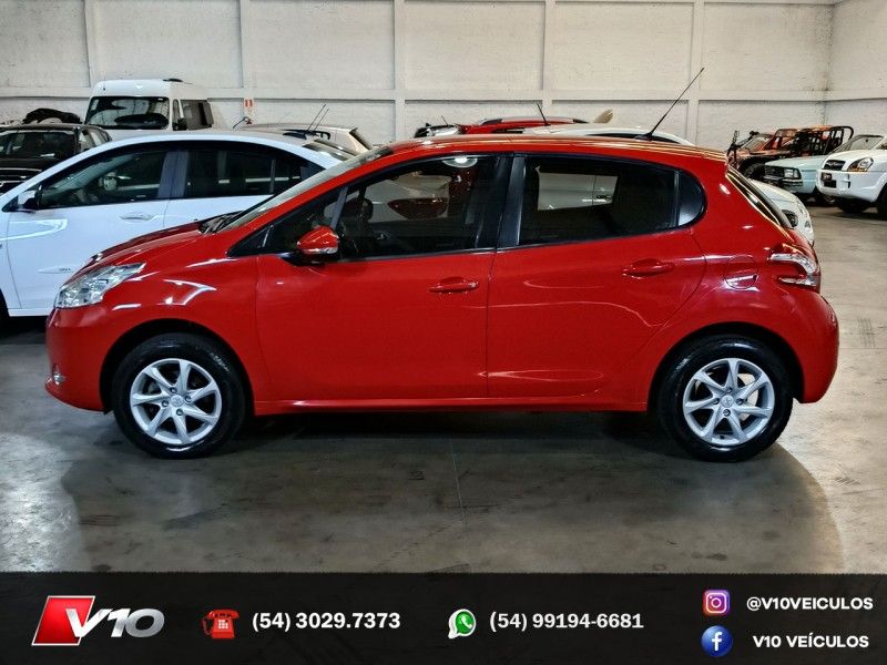 PEUGEOT 208 1.6 ACTIVE PACK 16V 2015/2015 V10 VEÍCULOS CAXIAS DO SUL / Carros no Vale