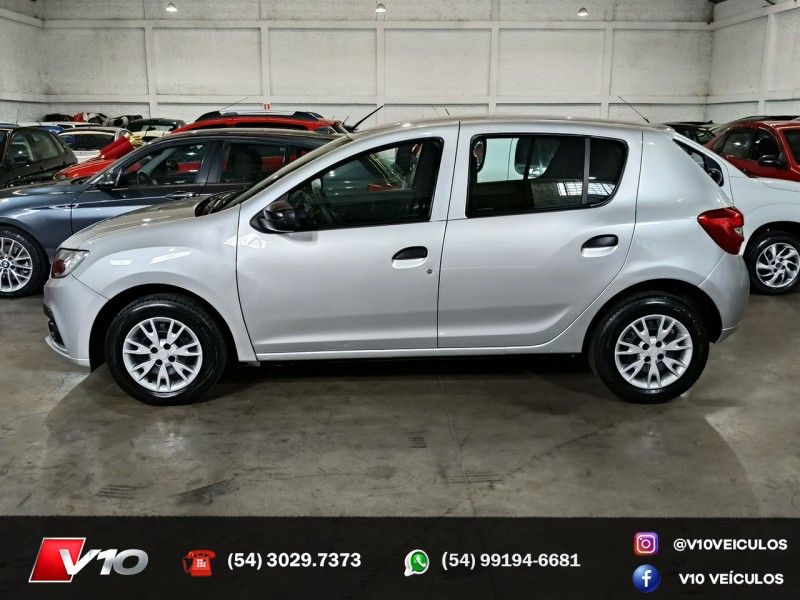 RENAULT SANDERO 1.0 LIFE 12V 2020/2021 V10 VEÍCULOS CAXIAS DO SUL / Carros no Vale