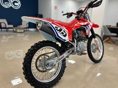 Honda Motos CRF 230F 2014/2015 LUIGGI AUTOMÓVEIS CARLOS BARBOSA / Carros no Vale