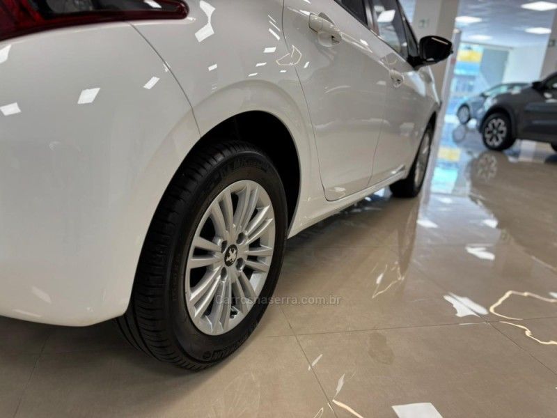PEUGEOT 208 1.6 ALLURE 16V 2017/2018 LUIGGI AUTOMÓVEIS CARLOS BARBOSA / Carros no Vale