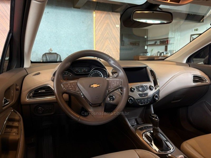 CHEVROLET CRUZE 1.4 TURBO LTZ II SPORT HATCH 16V 2018/2018 AUTOGRIF MOTORS CAMPO BOM / Carros no Vale