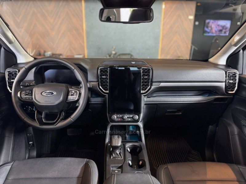 FORD RANGER 3.0 LIMITED 4X4 CD V6 TURBO 2024/2025 AUTOGRIF MOTORS CAMPO BOM / Carros no Vale