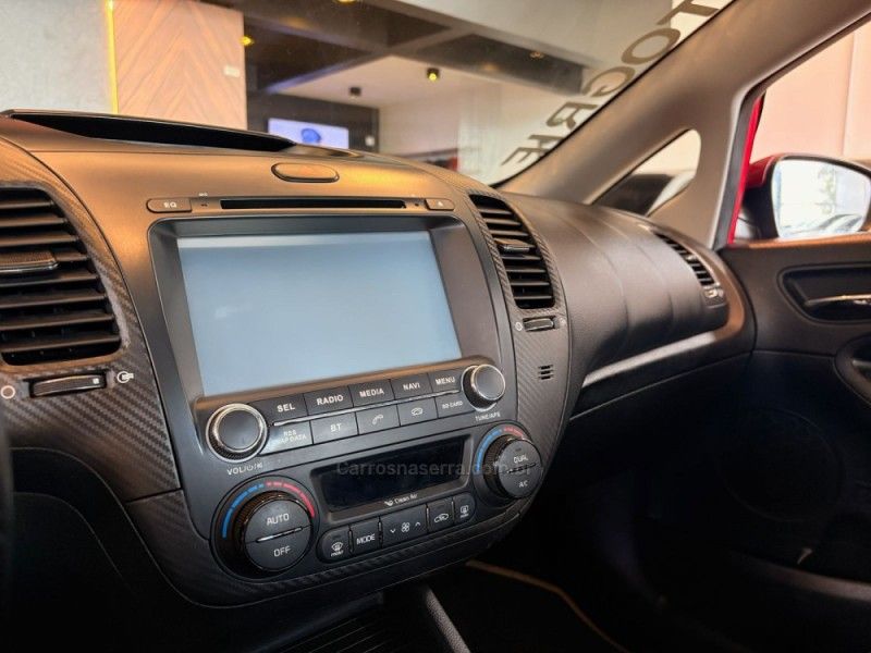 KIA CERATO 1.6 SX3 16V 2014/2014 AUTOGRIF MOTORS CAMPO BOM / Carros no Vale