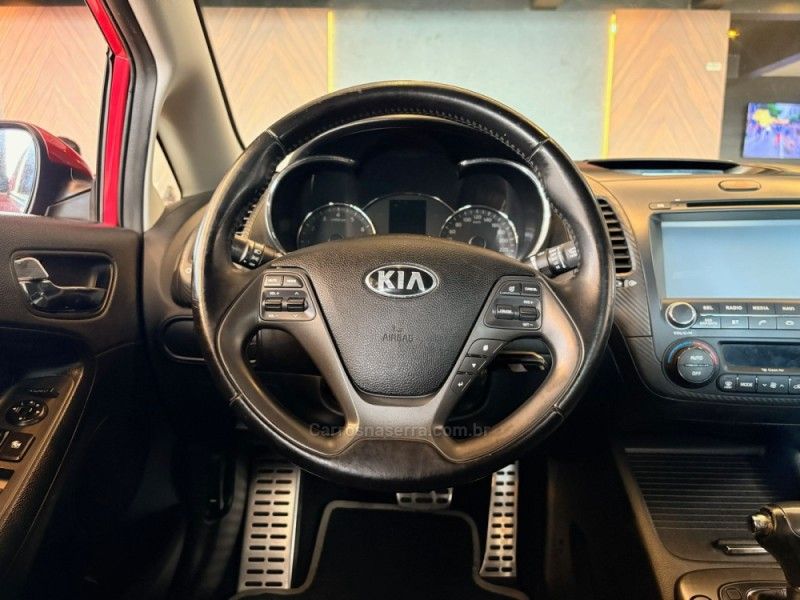 KIA CERATO 1.6 SX3 16V 2014/2014 AUTOGRIF MOTORS CAMPO BOM / Carros no Vale