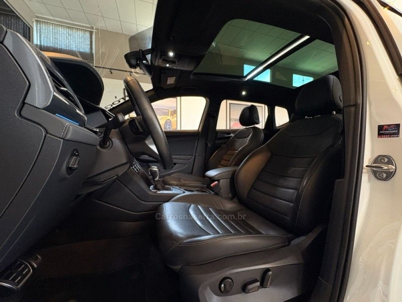 VOLKSWAGEN TAOS 1.4 16V HIGHLINE TSI 2021/2022 AUTOGRIF MOTORS CAMPO BOM / Carros no Vale