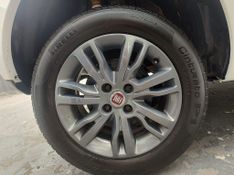 Fiat Idea ATTRACTIVE 1.4 Fire 8V 2013/2014 RENNER AUTOMÓVEIS LAJEADO / Carros no Vale