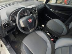 Fiat Idea ATTRACTIVE 1.4 Fire 8V 2013/2014 RENNER AUTOMÓVEIS LAJEADO / Carros no Vale