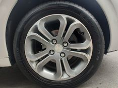 Peugeot 208 Griffe 1.6 16V Mec. 2014/2015 RENNER AUTOMÓVEIS LAJEADO / Carros no Vale