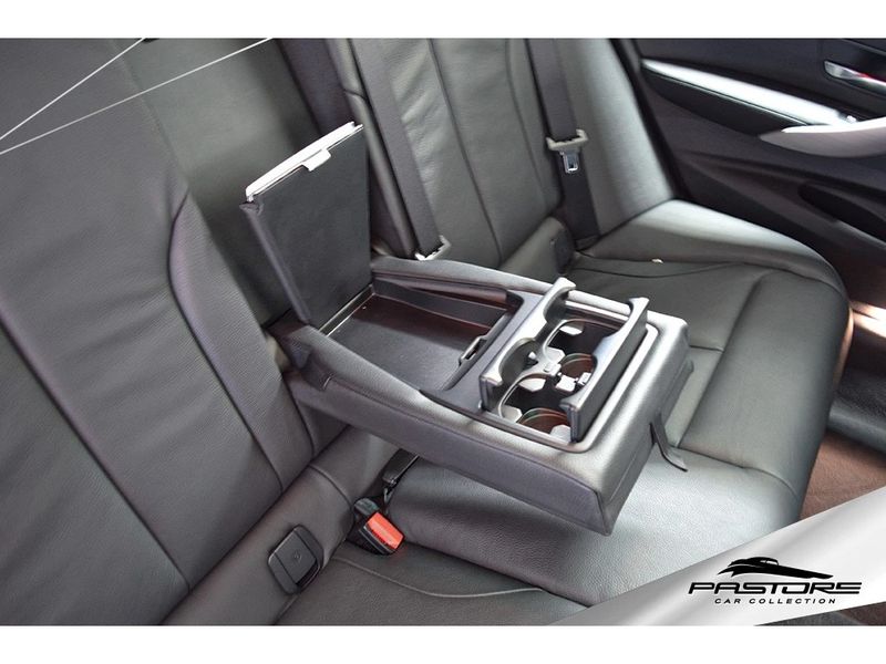 BMW 328i 2.0 GT M SPORT 16V 2014/2015 PASTORE CAR COLLECTION BENTO GONÇALVES / Carros no Vale
