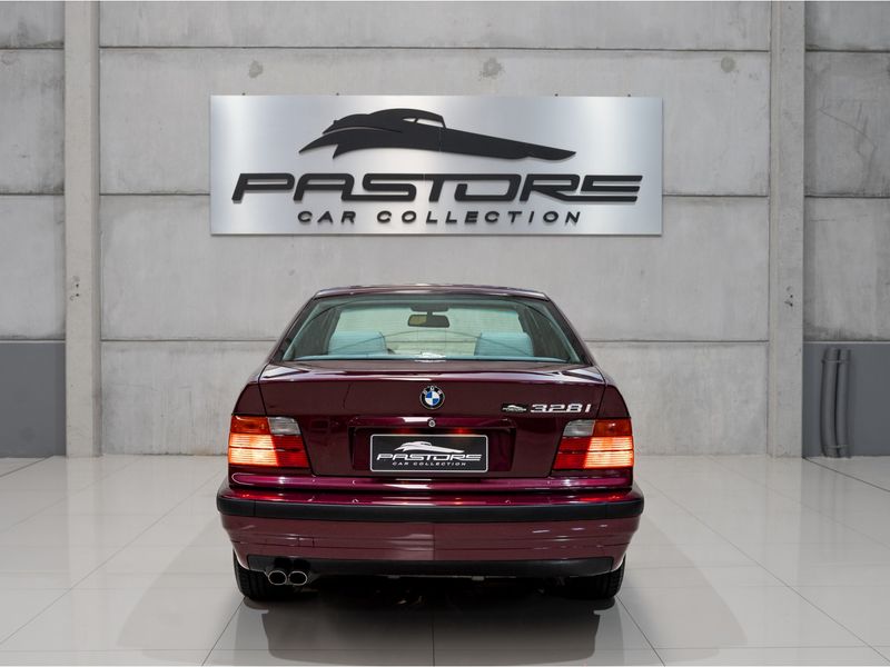 BMW 328i 2.8 SEDAN 24V 1996/1996 PASTORE CAR COLLECTION BENTO GONÇALVES / Carros no Vale