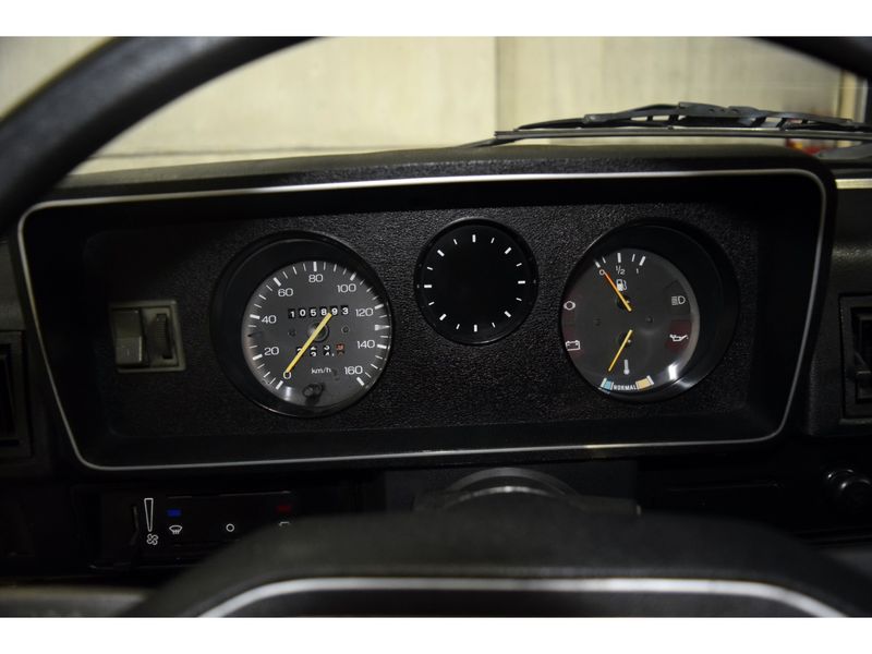 FORD BELINA 1.6 II 8V 1982/1982 PASTORE CAR COLLECTION BENTO GONÇALVES / Carros no Vale